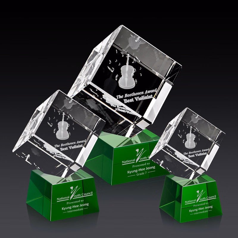 Burrill 3D Award on Robson Base - Green