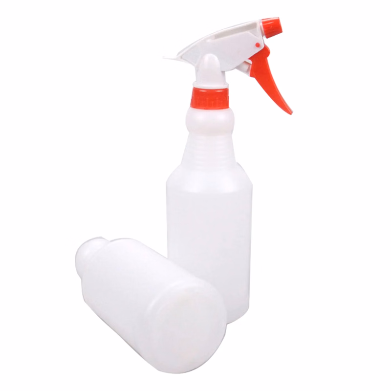 16oz Plastic Spray Bottles