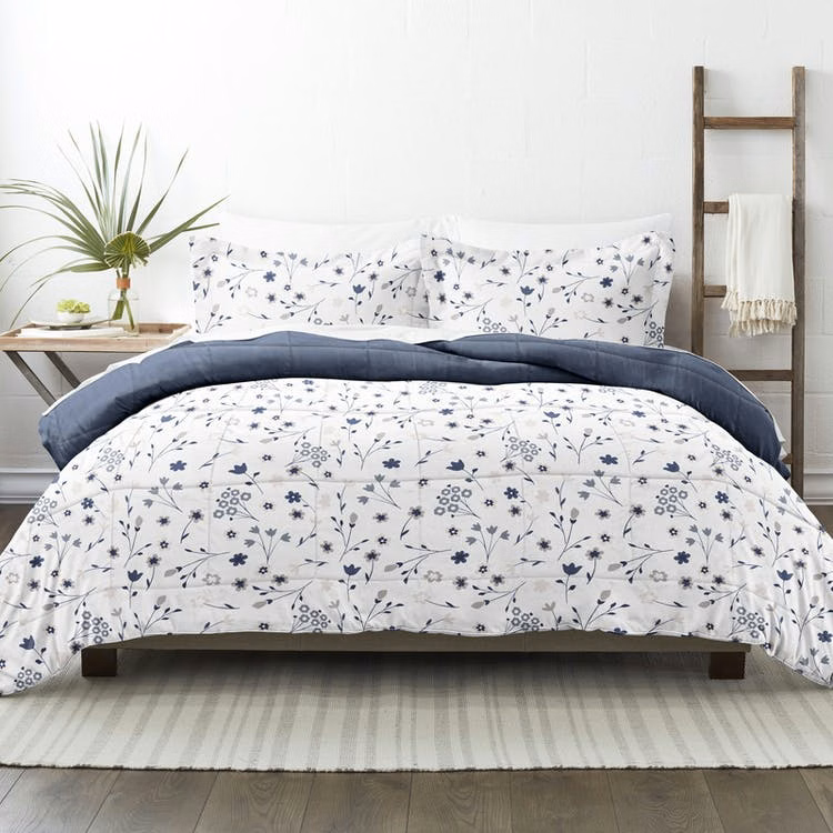 Down Alternative Comforters - Navy Flowers Twin 2 Piece