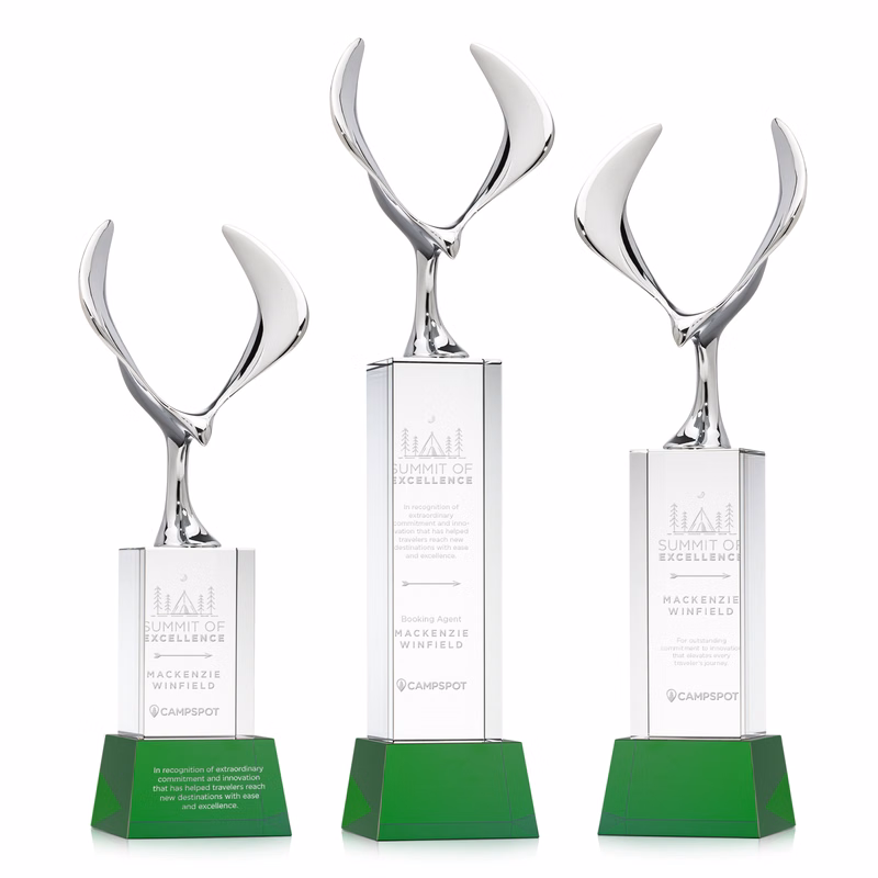 Maverick Eagle Award on Belcroft Base - Green