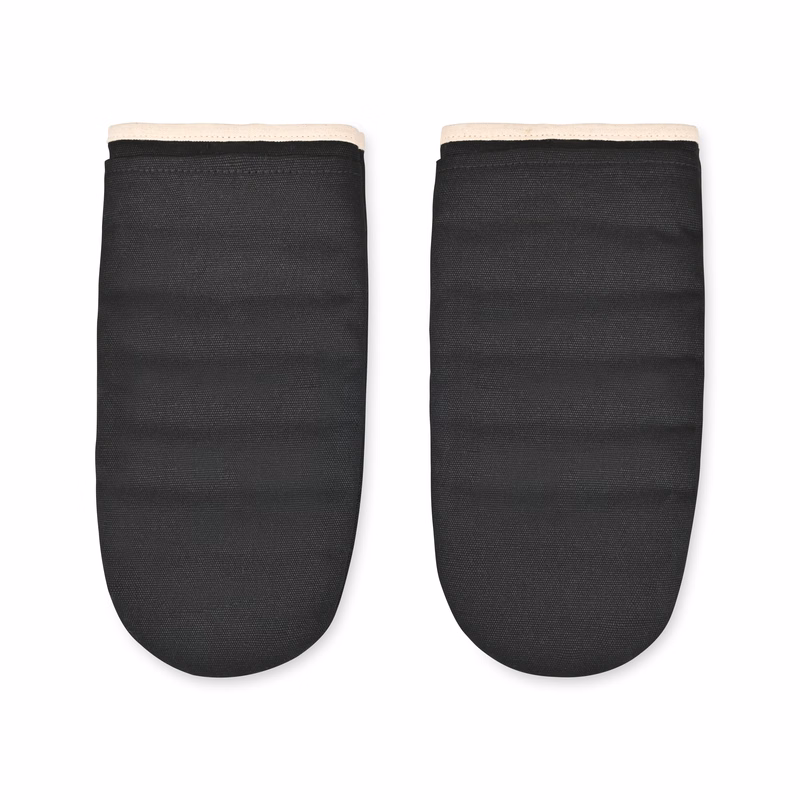 La Cuisine™ Recycled Cotton Oven Mitt Set - AWARE™