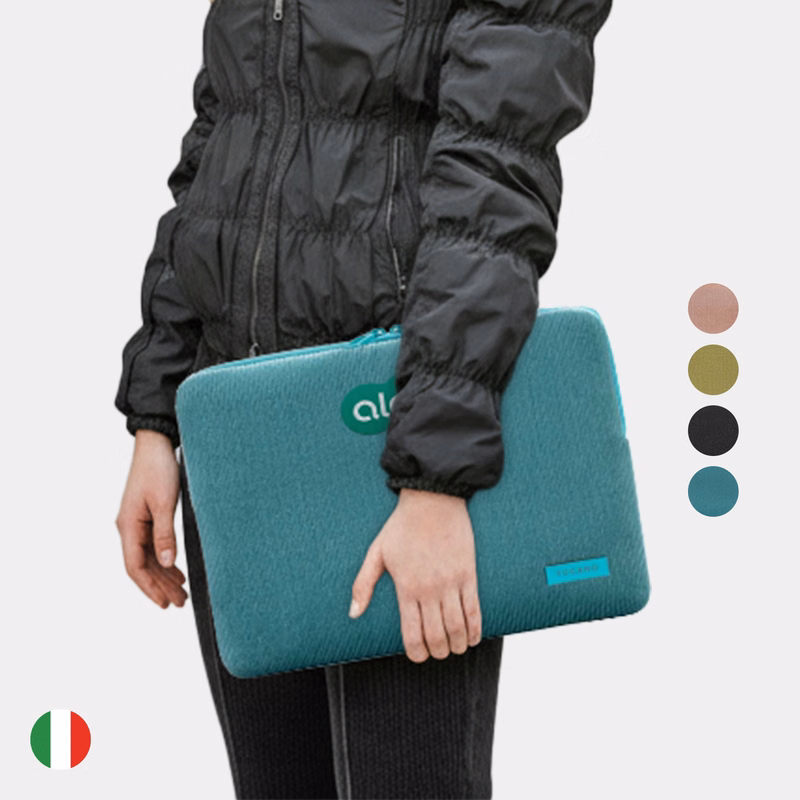 TUCANO® - Italy VELLUTO Scratch-Resistant Modern Business 13" Laptop Sleeve