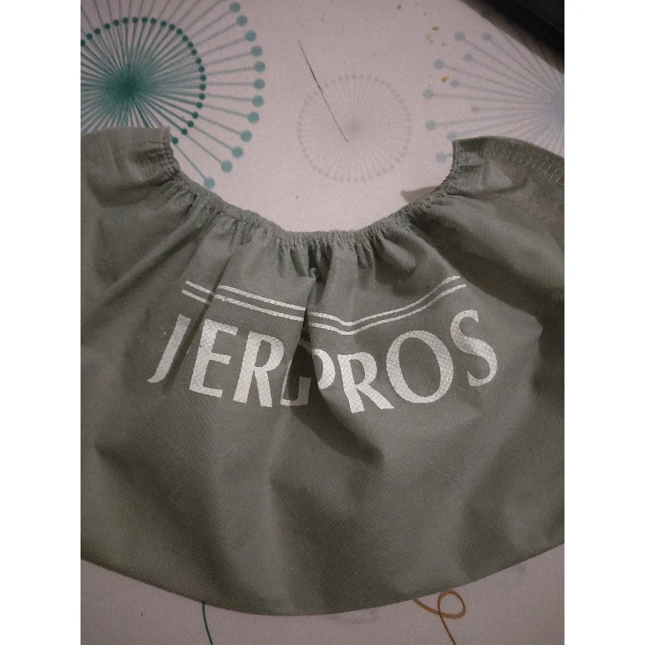 Non woven shoe cover 1