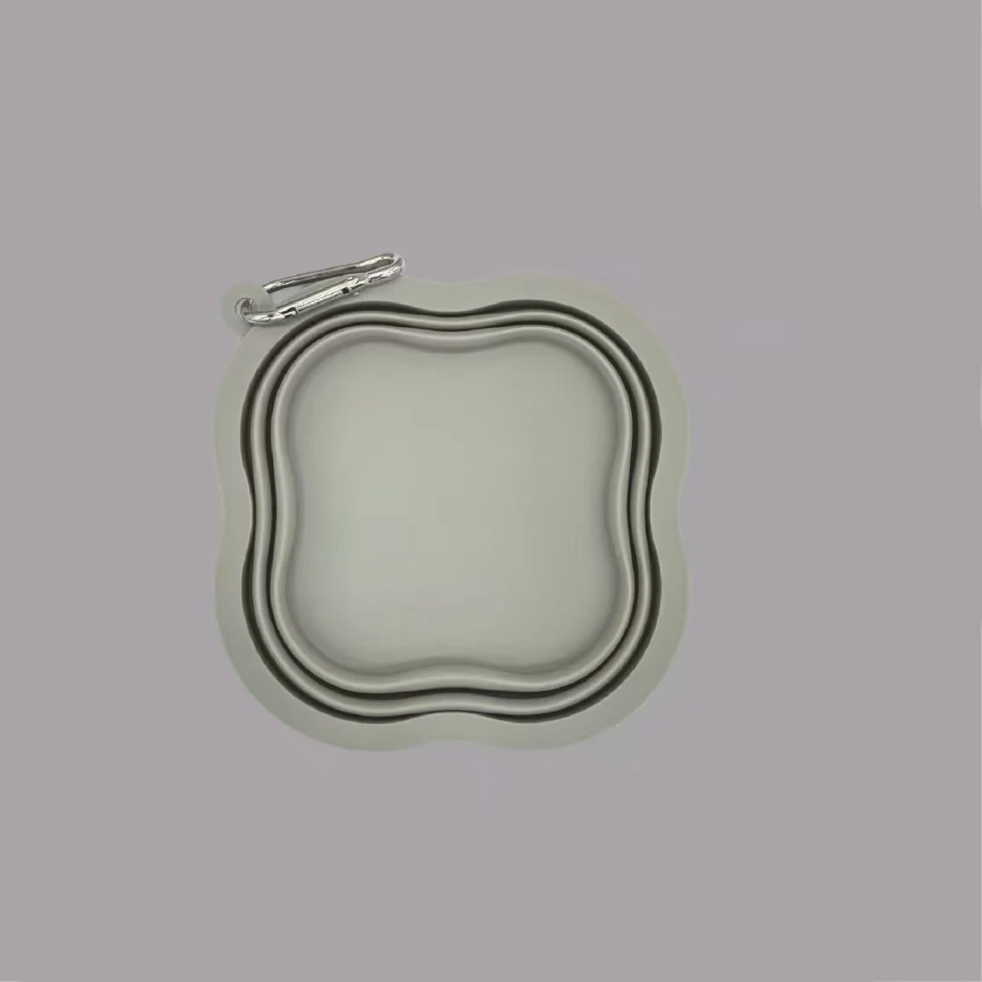 Cute Clover Collapsible Bowl 1