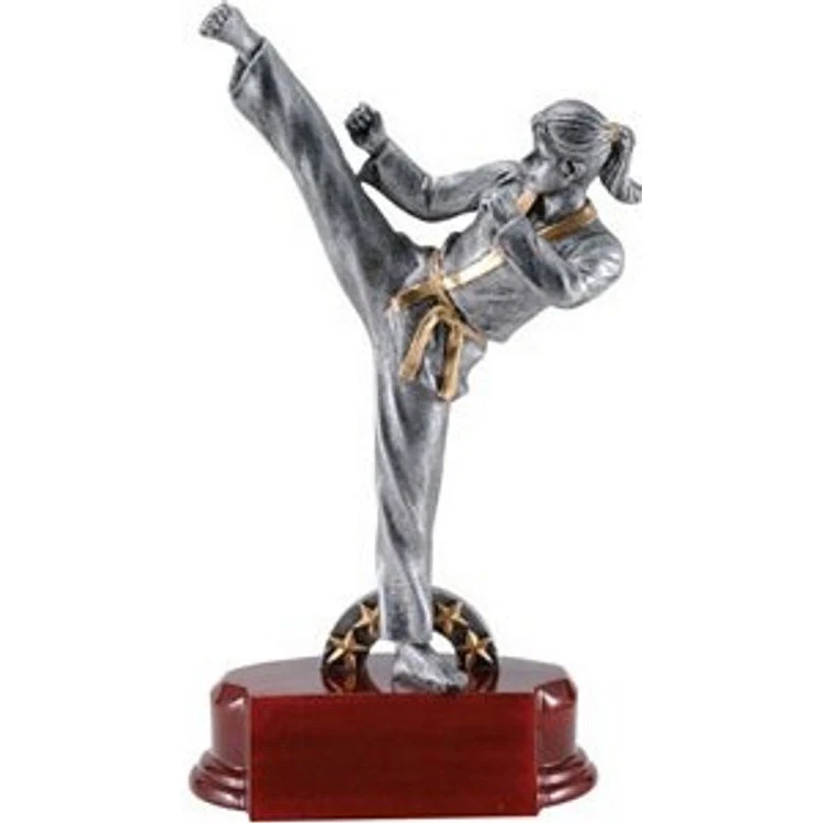 7" Karate-Female Resin Figure 1