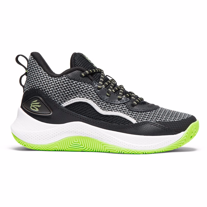 Curry 3Z 24 Grade School Basketball Shoes