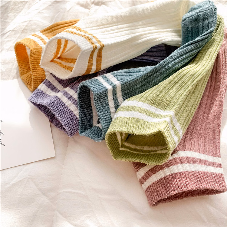 Net red striped women's socks