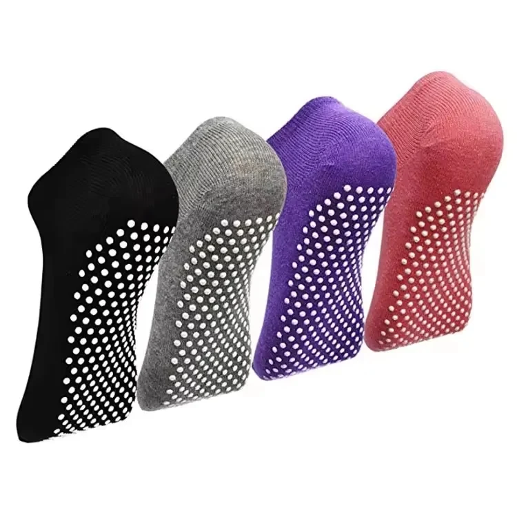 Custom Nice High quality Anti-Skid Pilate Grip Yoga Socks 1