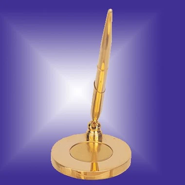 BRASS PEN HOLDER 1
