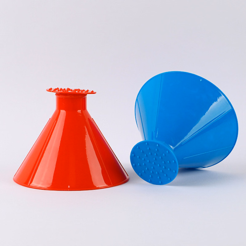 2 In 1 Multifunctional Car Snow Scraper Refueling Funnel