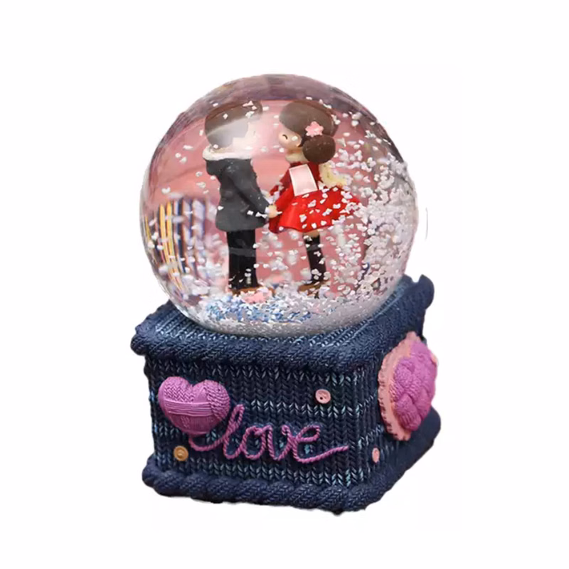 Custom Wedding Souvenir Snow Globe
