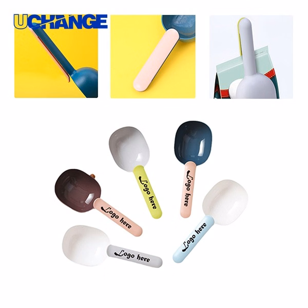 Innovative Cat Food Scoop for Easy Serving