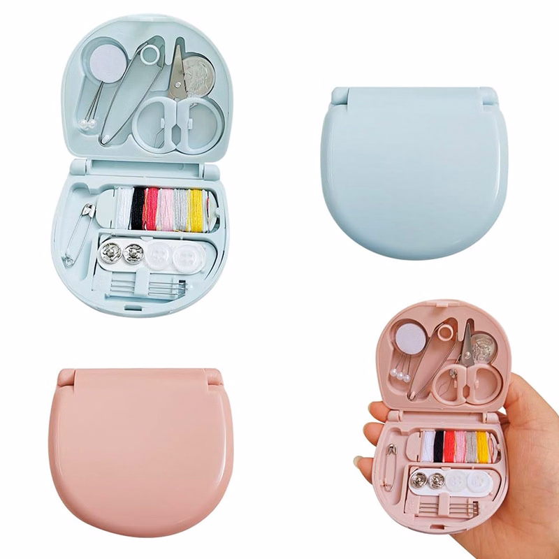 Min Travel Sewing Kit