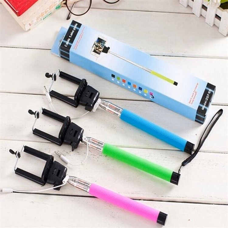 Wired Selfie Stick