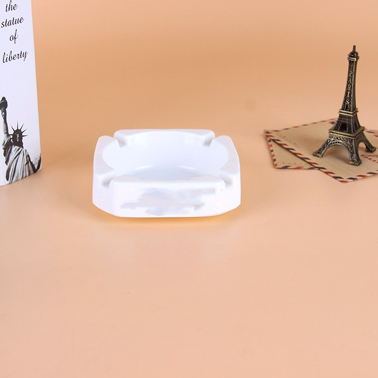 Square Plastic Ash Tray