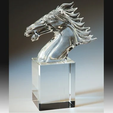 VICTORY AWARD CRYSTAL GLASS 1