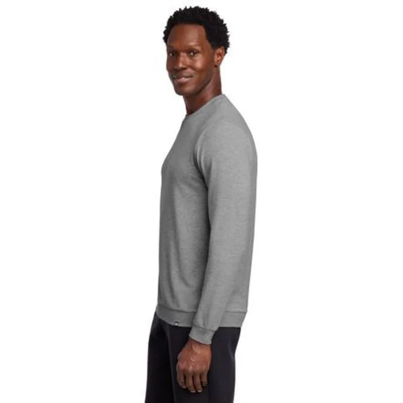 TravisMathew Long Weekend Crew 1
