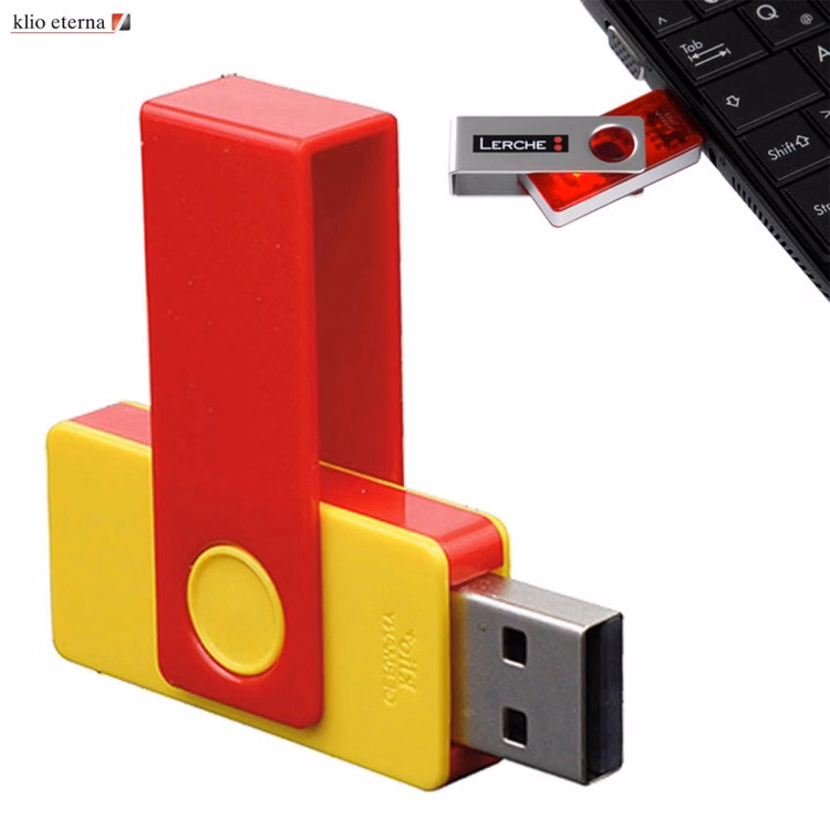 USB with Plastic Clip 32GB