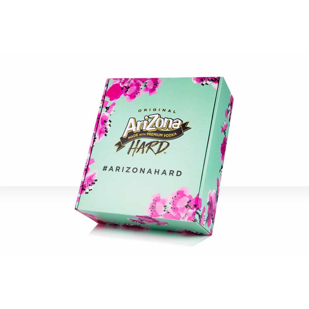 9.50'' x 7.75'' x 3'' Mailer Box 1