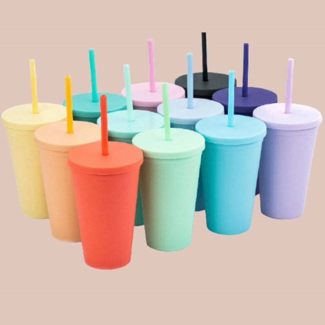 Creative Straw cups 1