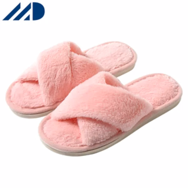 2024 Custom Fashion Women's Fluffy Slippers With Soft Bottom