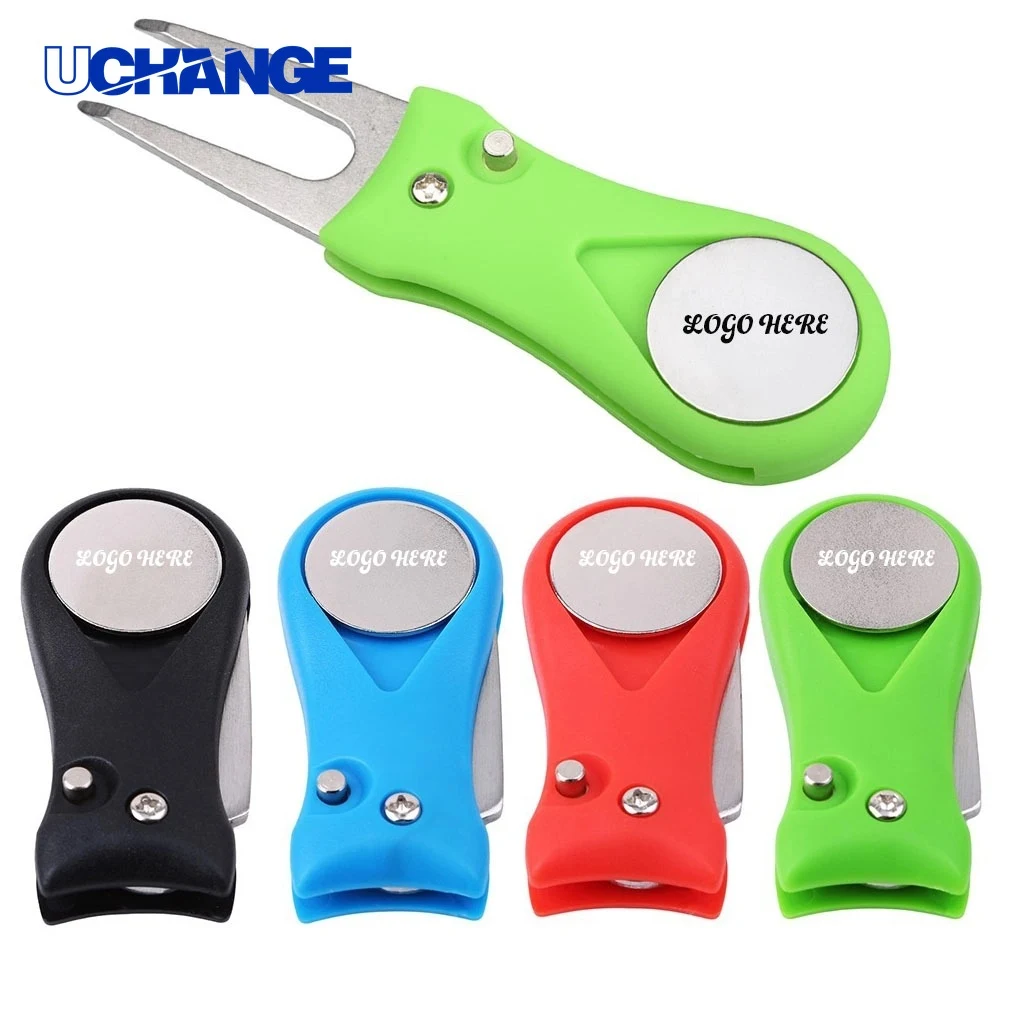 Customized Flip Divot Tool and Markers 1