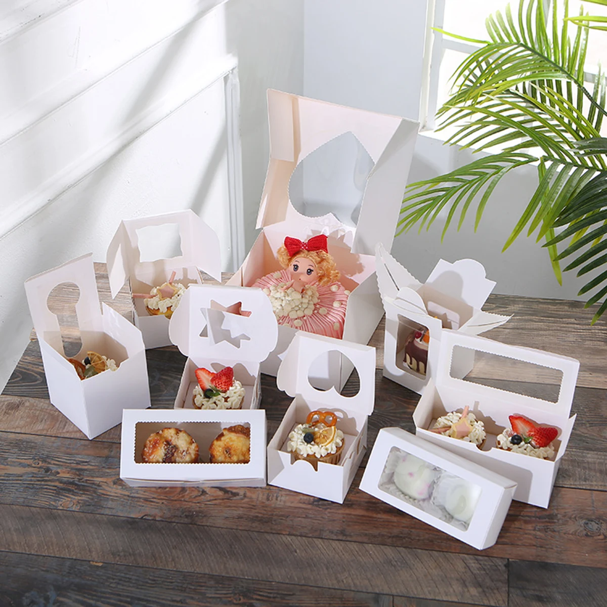 Window Cake Box 1