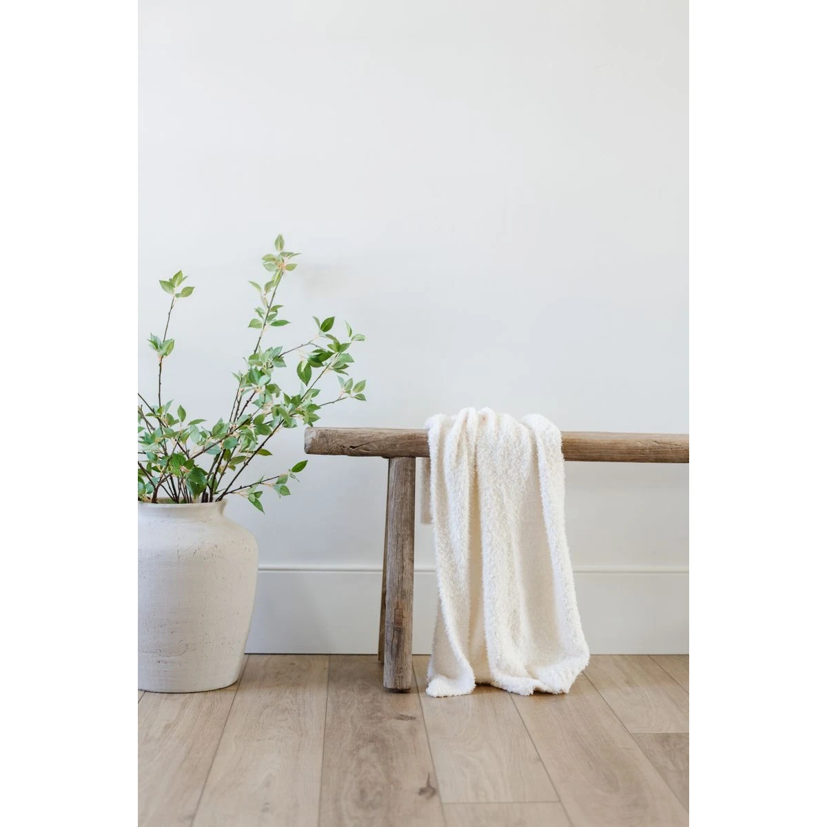 Bamboni Ivory-Throw Luxury Blanket (50x60) 1