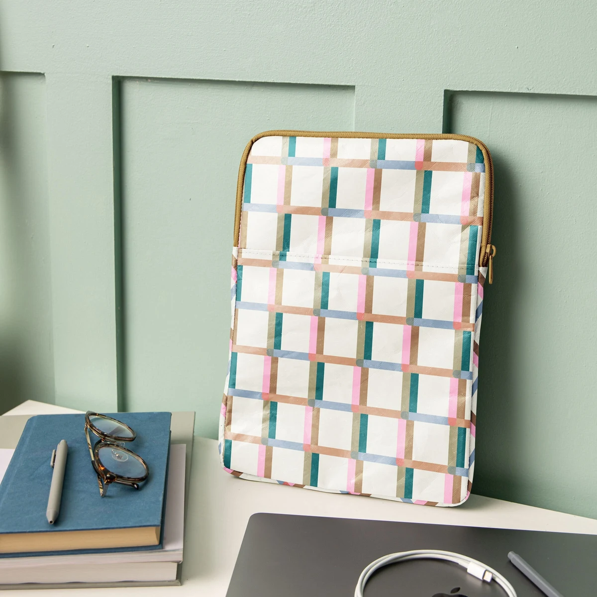 PORTRAIT LAPTOP SLEEVES - DURATEK - SMALL - 13" 1