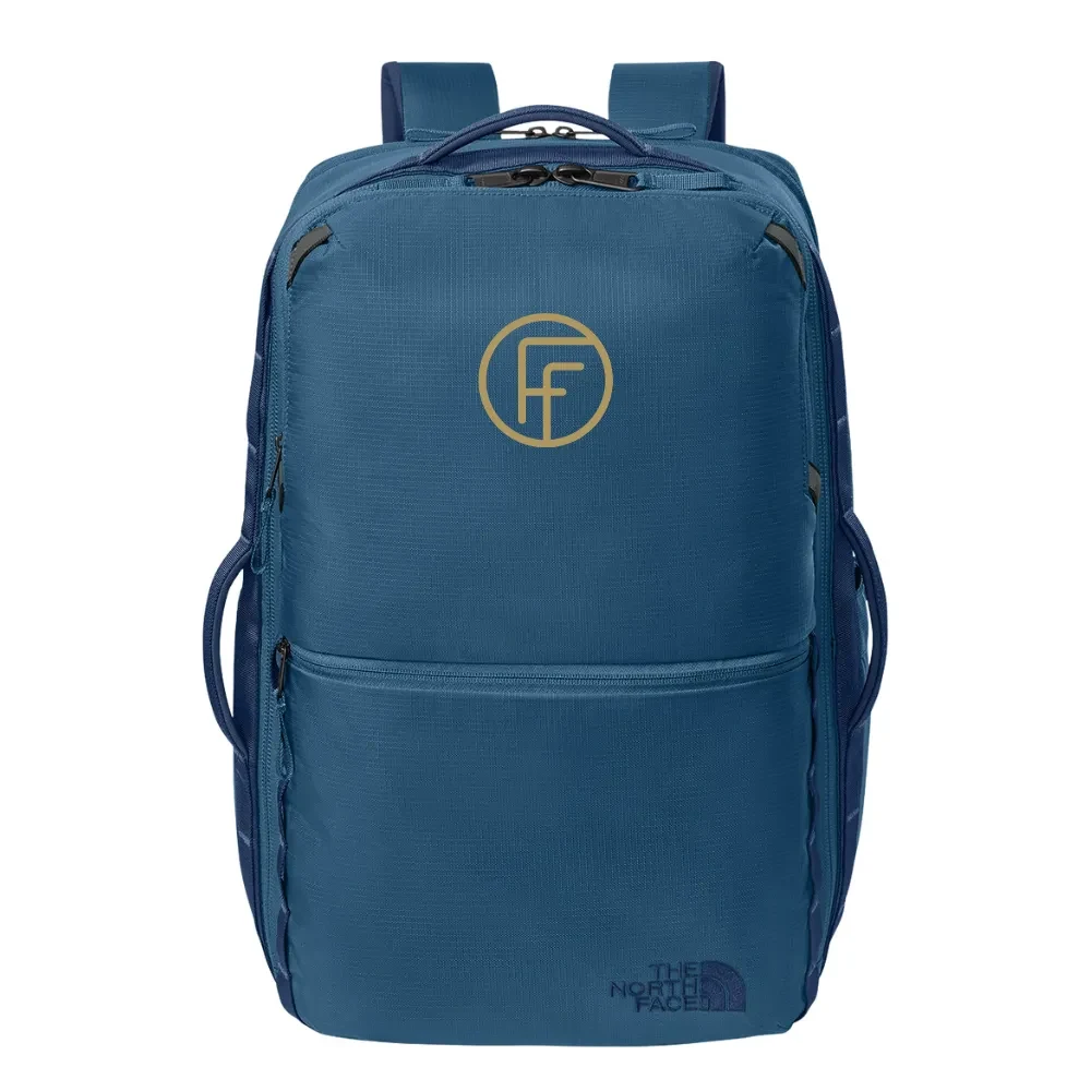 The North Face(R) 35L Travel Backpack 1