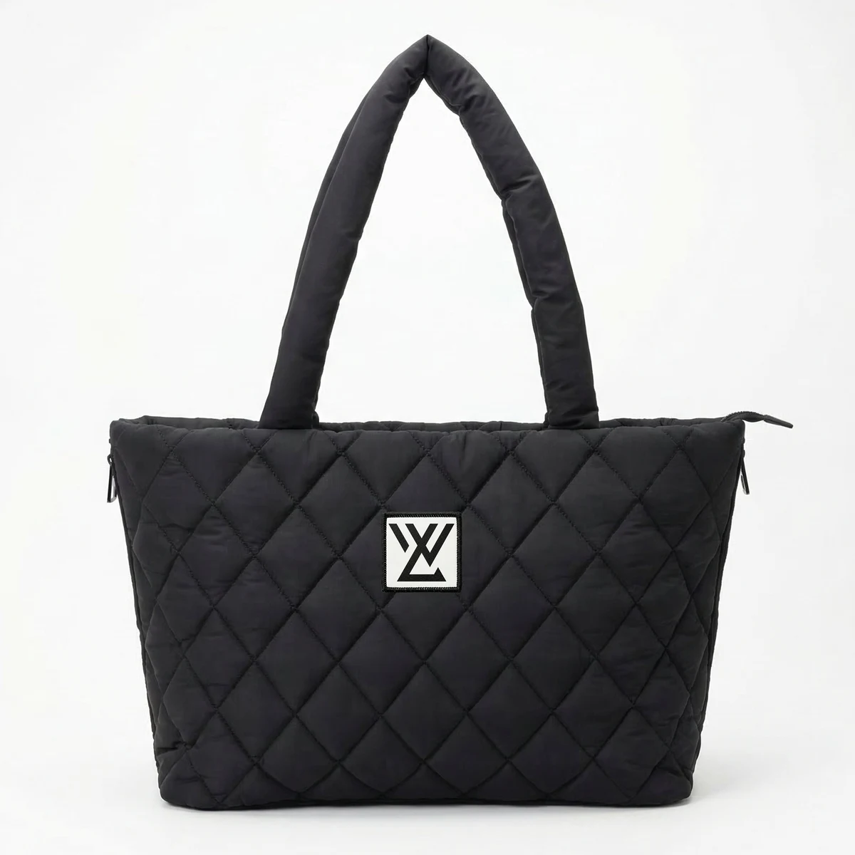 Venus 17" Laptop Tote 1