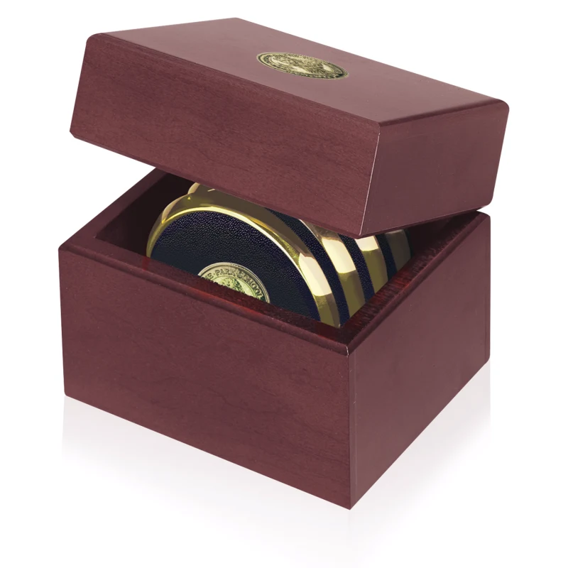 JAFFA® Four Coasters with Solid Cherry Chest 1