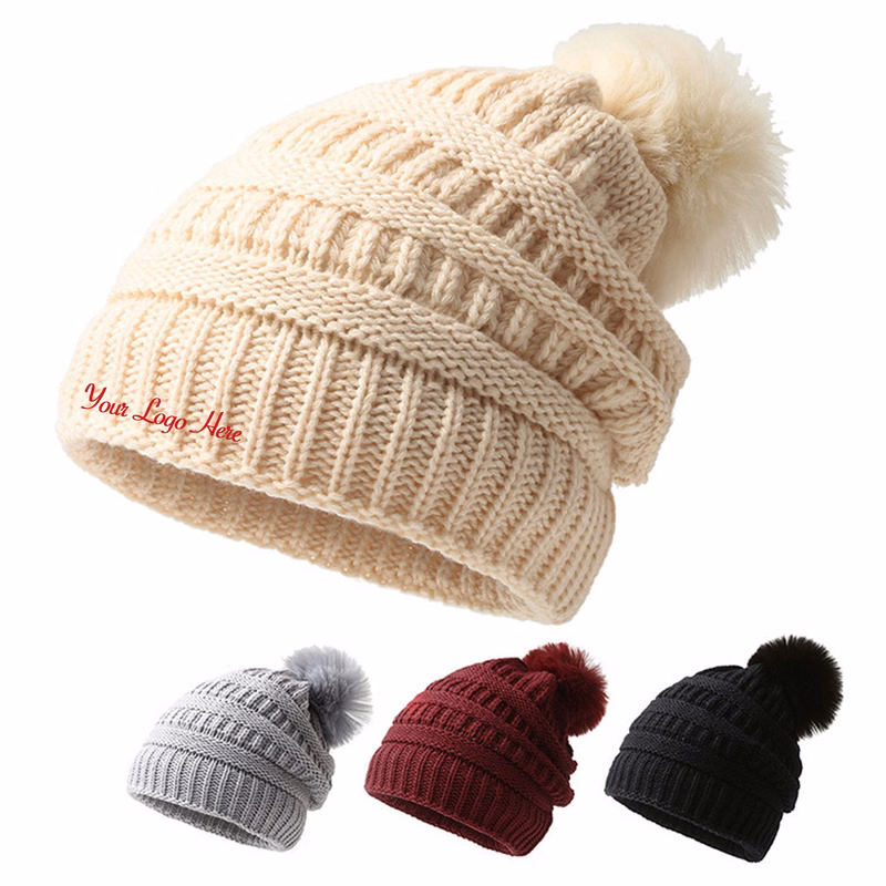 Women Knit Slouchy Beanie with Fur Pompom