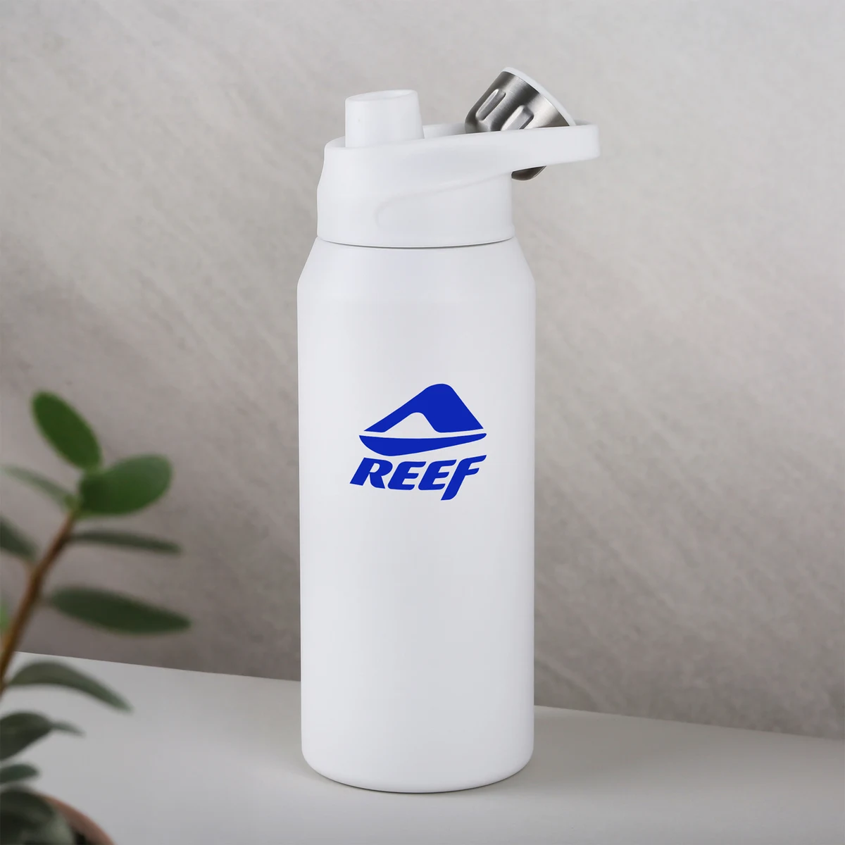 27 Oz. Surat Powder Coated Recycled Stainless Steel Bottle w/Magnetic Lid, custom water bottle with logo imprint 1