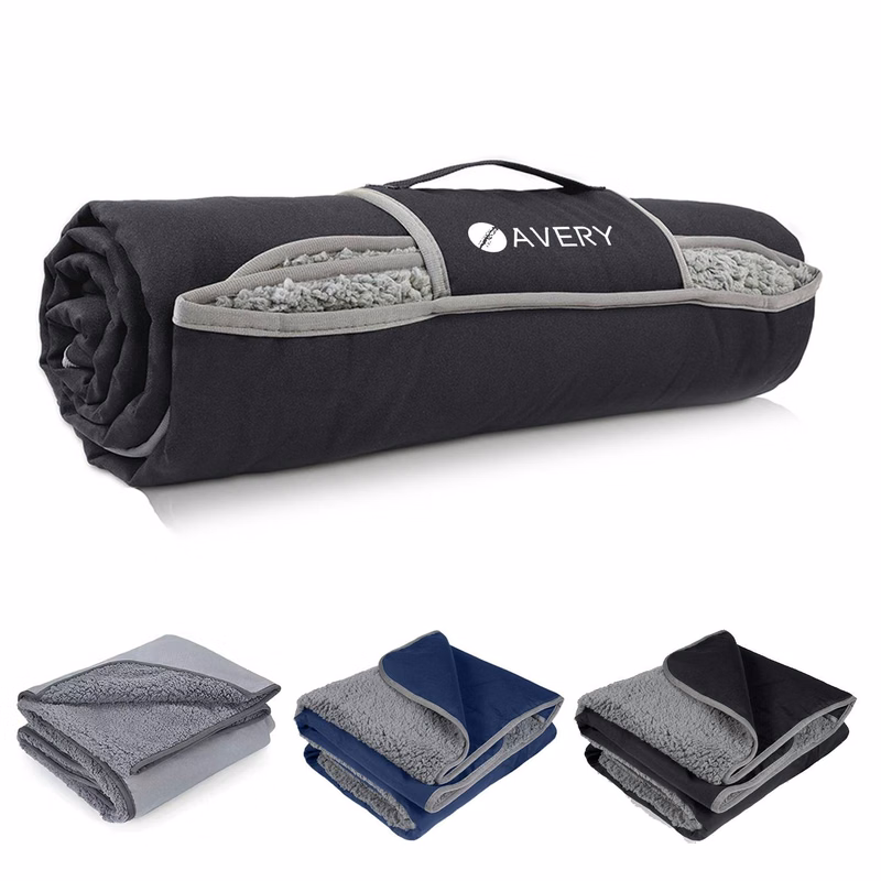 Customizable Waterproof Outdoor Blanketwith Sherpa Lining