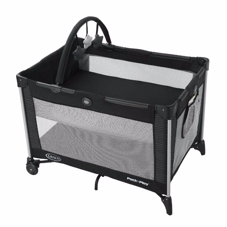 Pack 'n Play On the Go Playard with Folding Bassinet Kaden