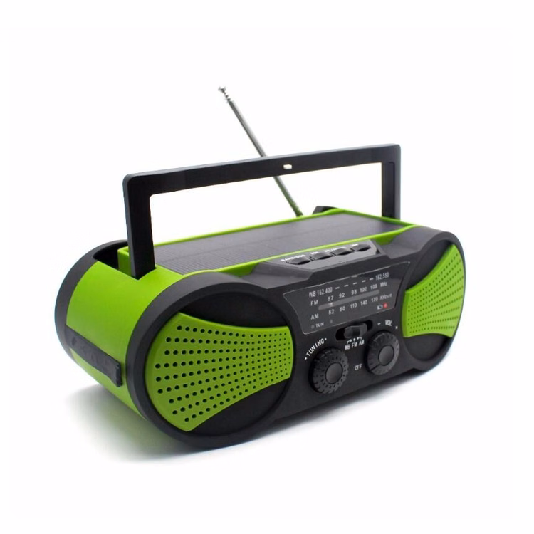 Survival Solar Emergency Crank Flashlight Radio