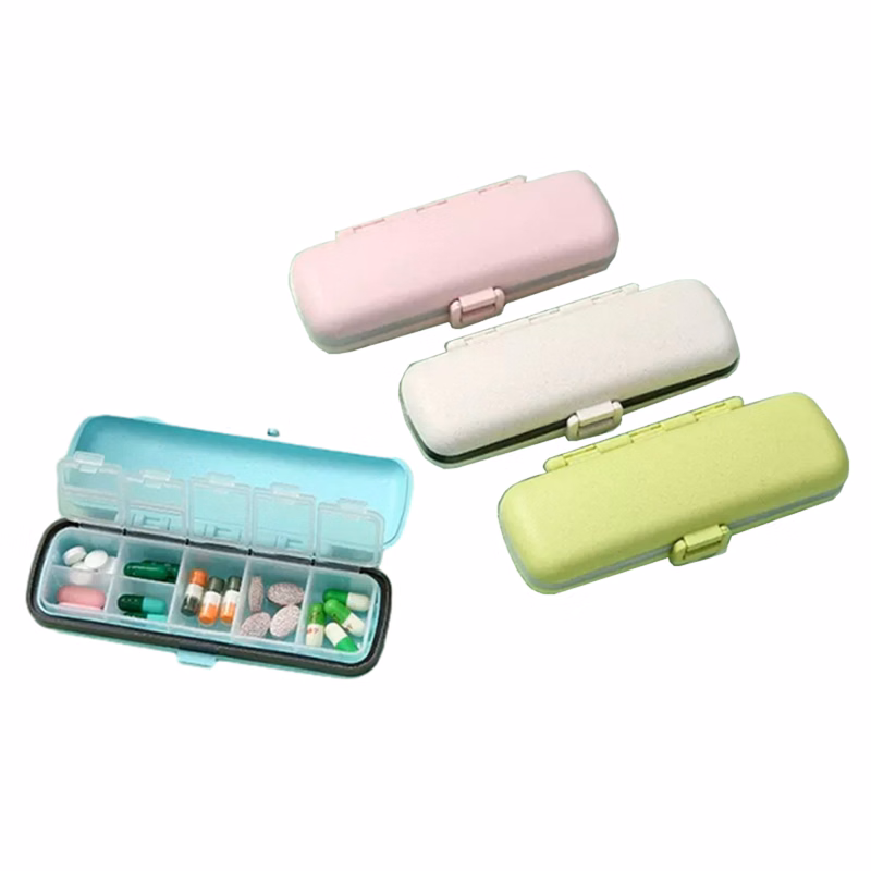 MOQ100 Travel Pill Organizer