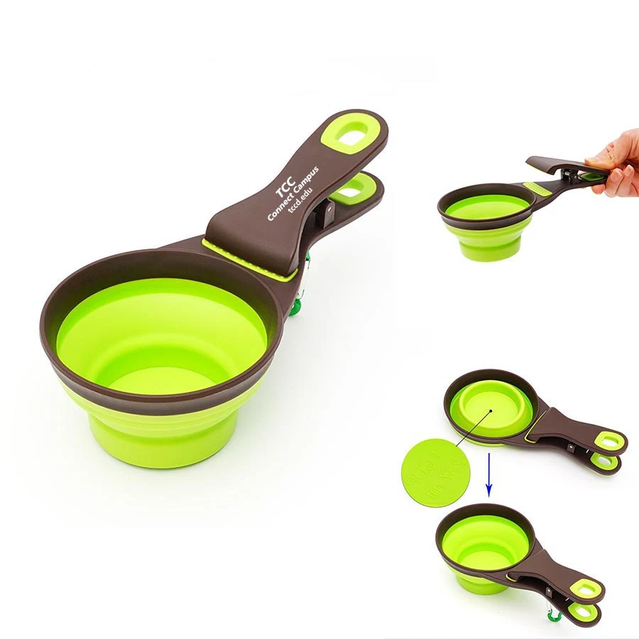 Dog Food Scoop with Sealing Clip 1