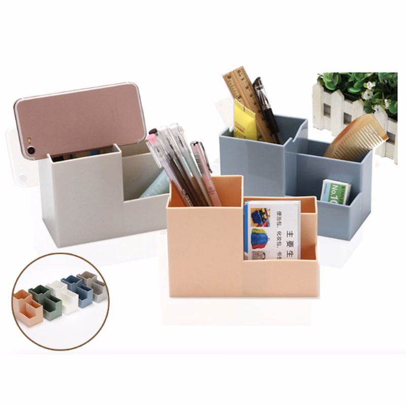Simple Plastic Pen Holder
