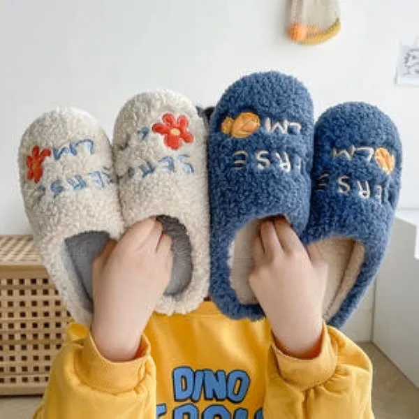 Winter Warm Flower Pattern Cotton Slippers