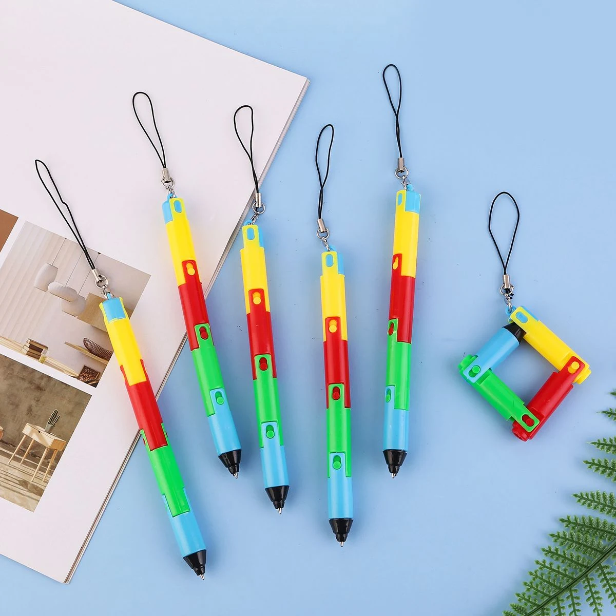 Foldable Ballpoint Pen 1