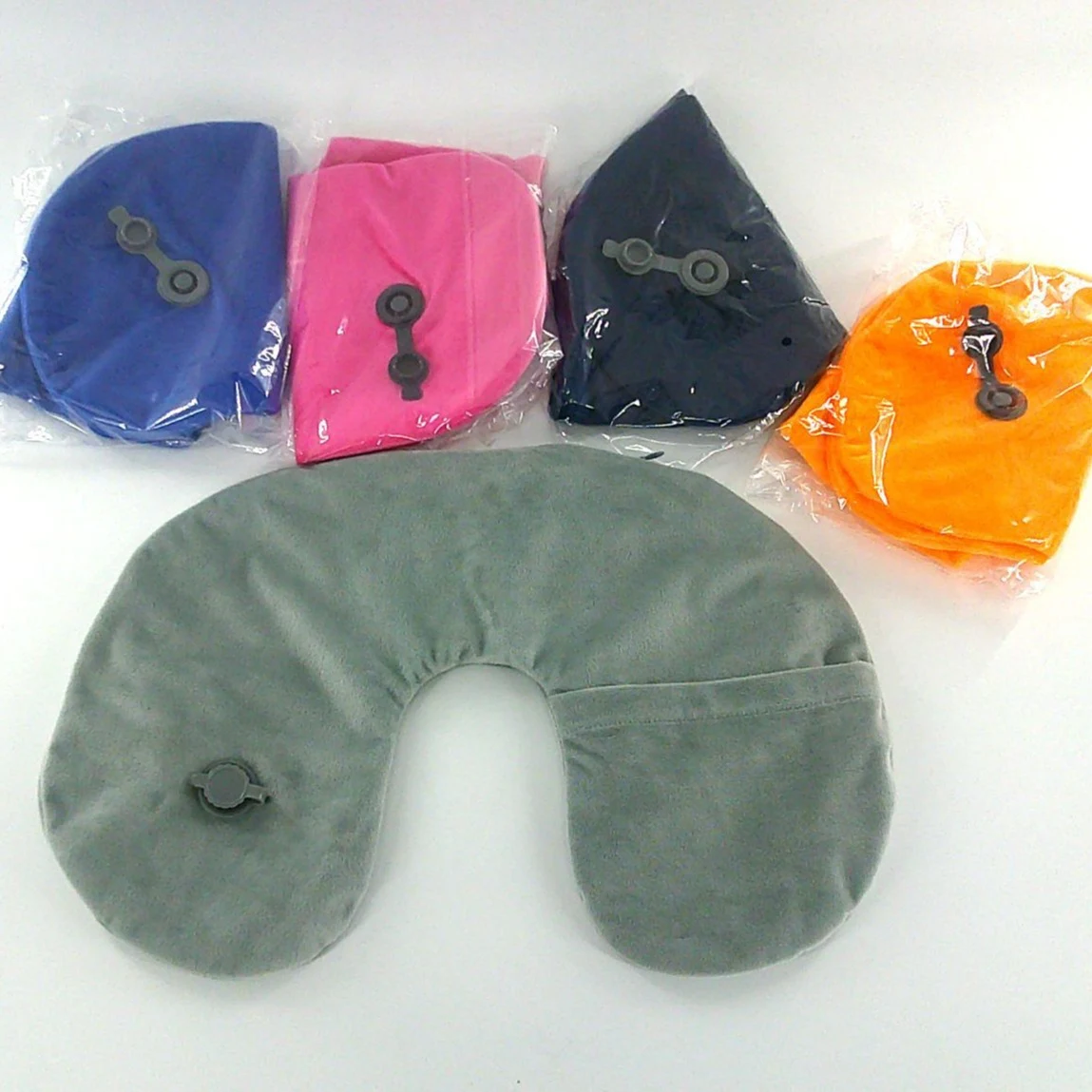 Aerate Travel Neck Pillow 1