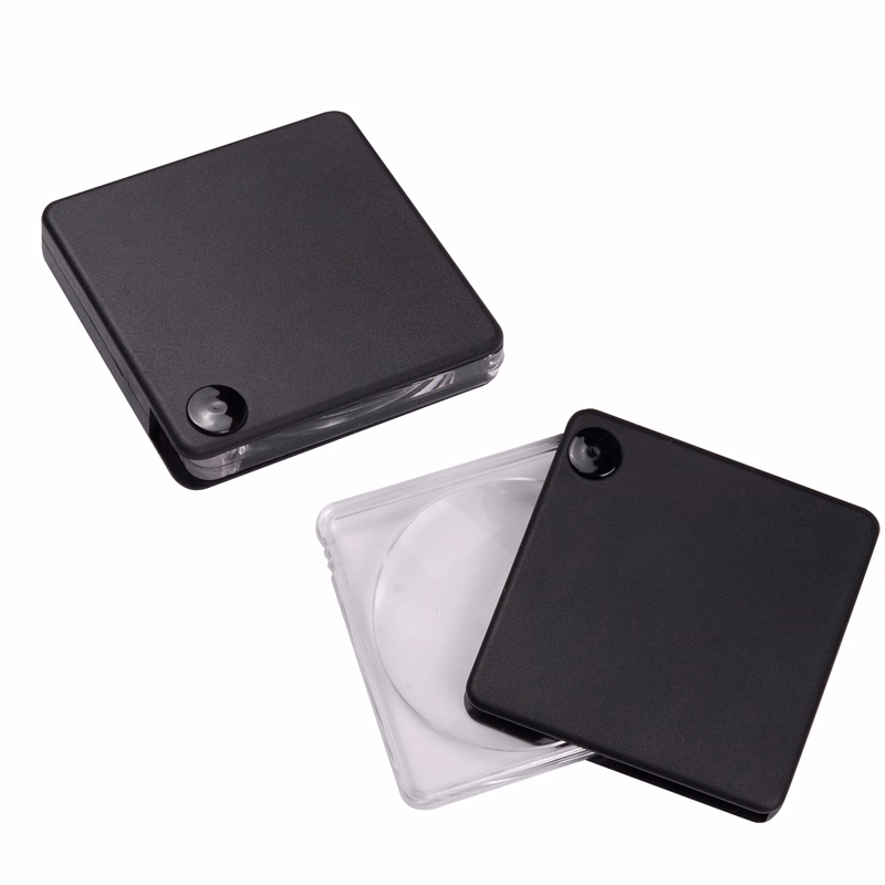 MINI PLASTIC MAGNIFIER WITH BLACK SWIVEL CASE