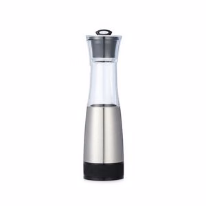 Manual Salt Mill Or Pepper Grinder With Adjustable Grind Level