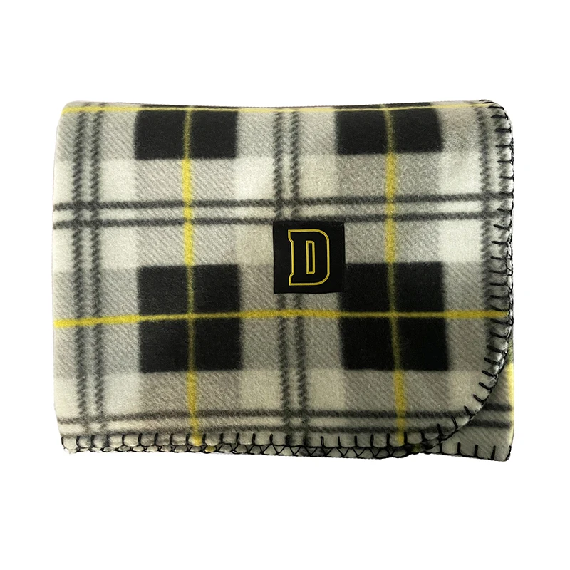Plaid Print Fleece Triangle Pin Hemlock 1