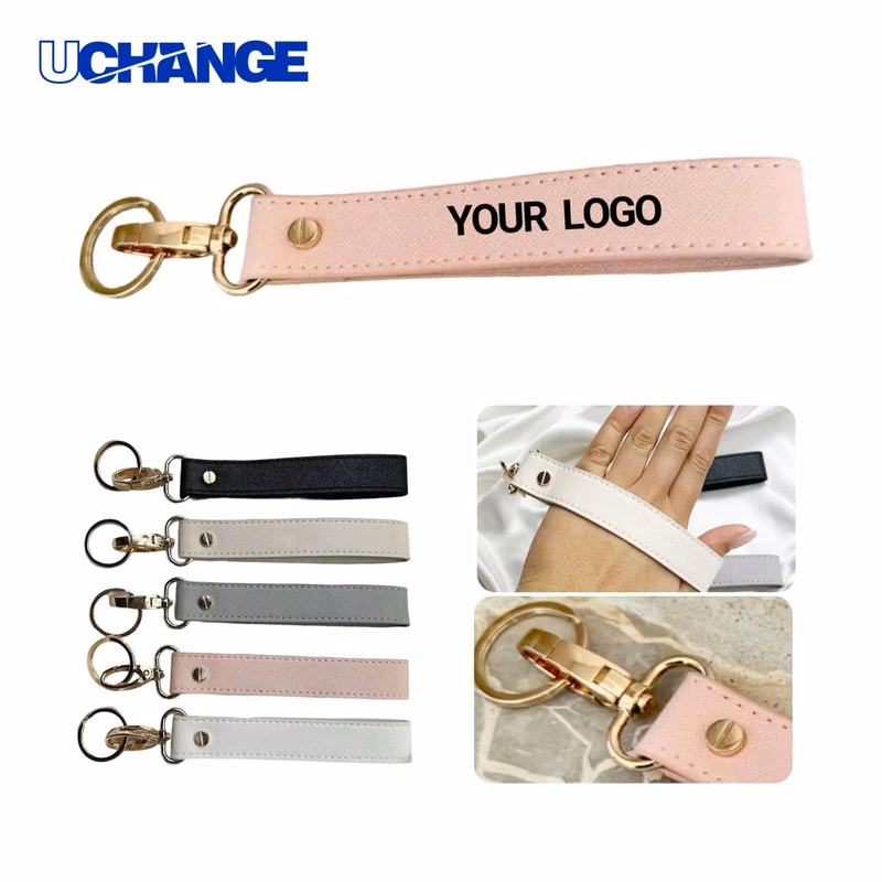 PU Leather Car Keychain Accessory for Daily Carry