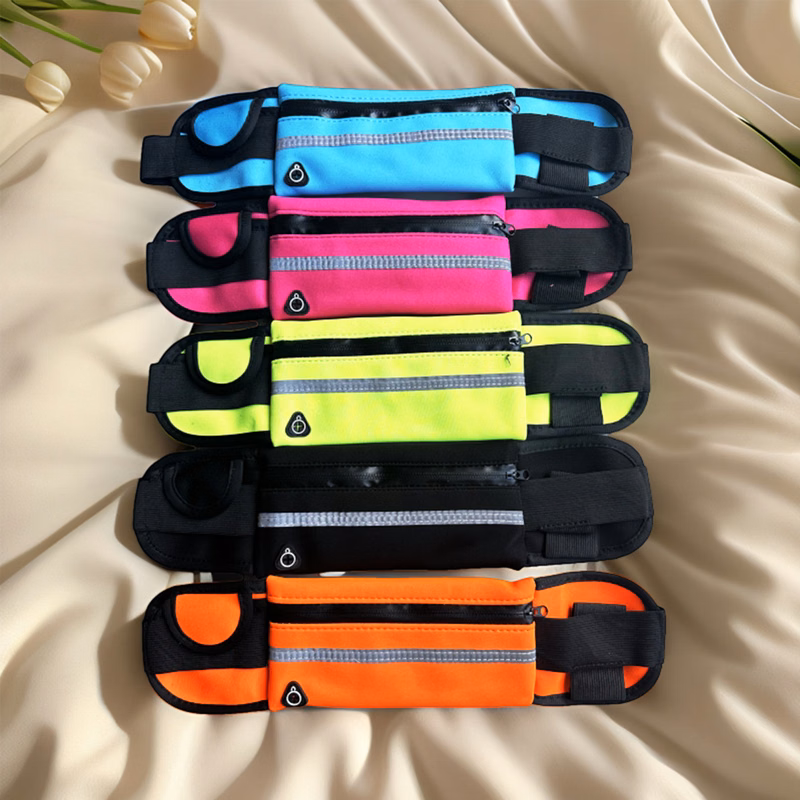 MOQ50 Reflective Sports Bag with Bottle Holder