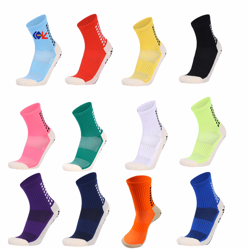 MOQ100 Soccer Socks Non-Slip Design