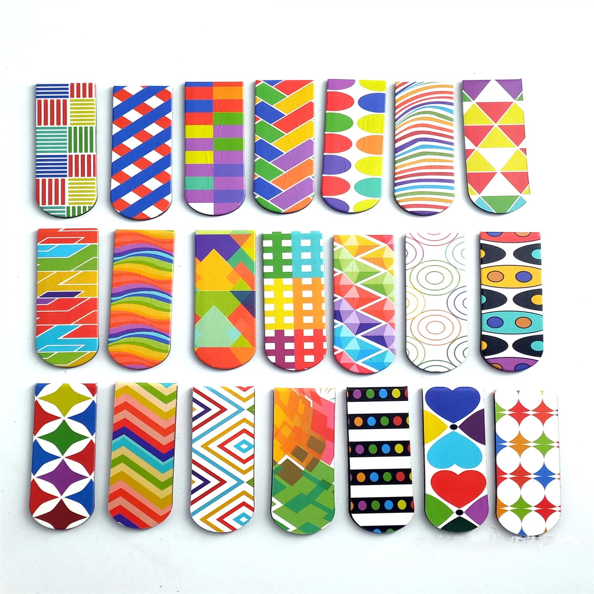 Folding Magnetic Bookmark 1